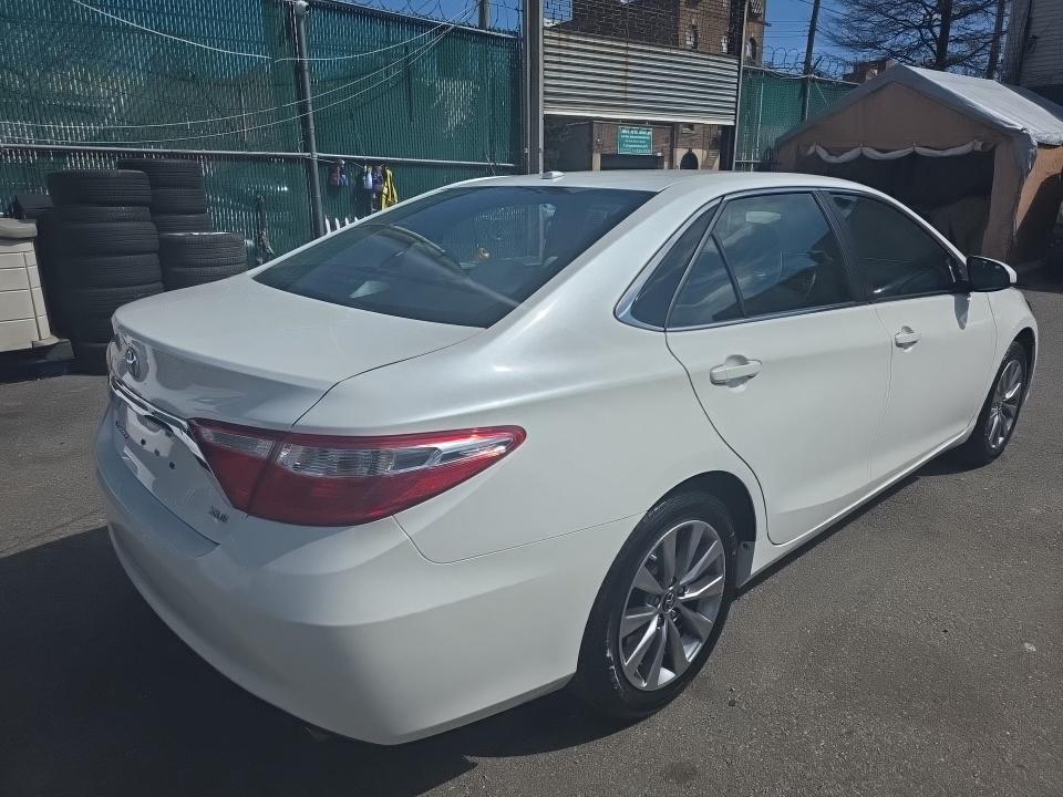 2017 Toyota Camry XLE FWD