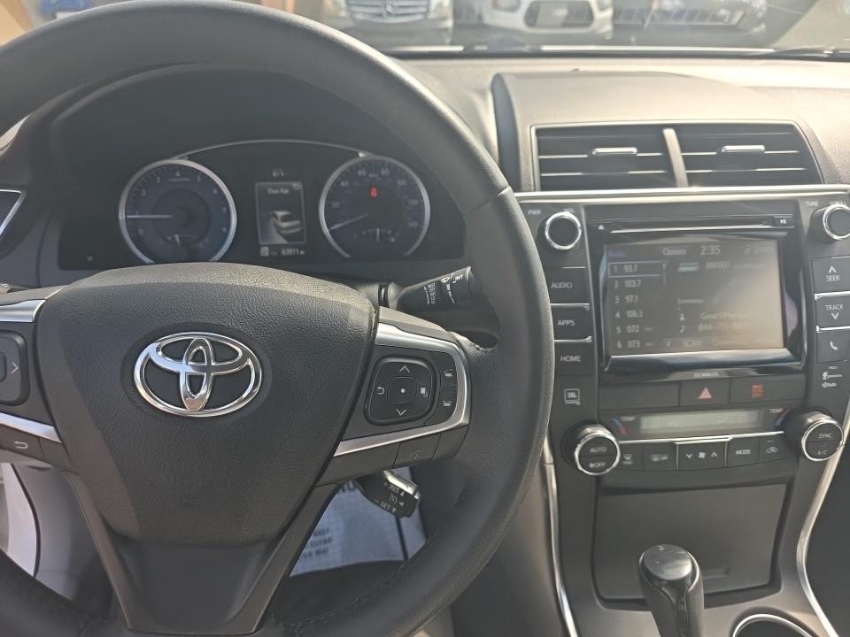 2017 Toyota Camry XLE FWD