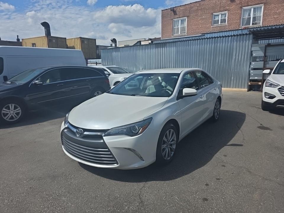 2017 Toyota Camry XLE FWD