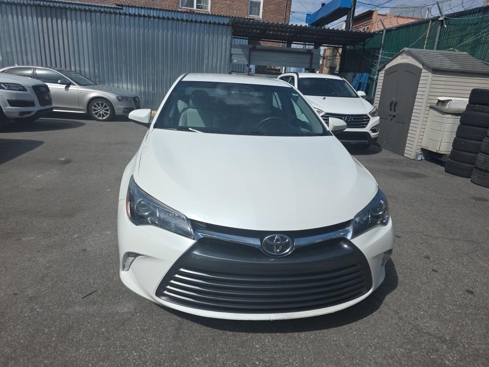 2017 Toyota Camry XLE FWD