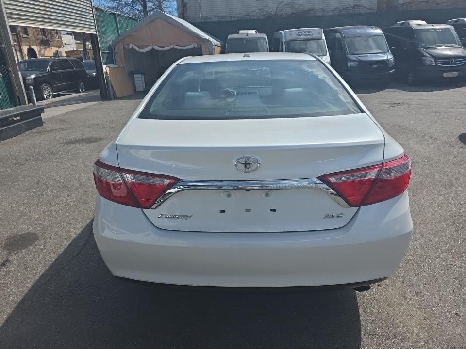 2017 Toyota Camry XLE FWD
