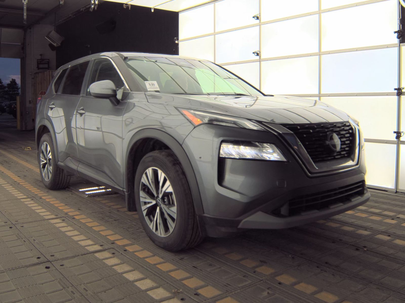 2023 Nissan Rogue SV FWD