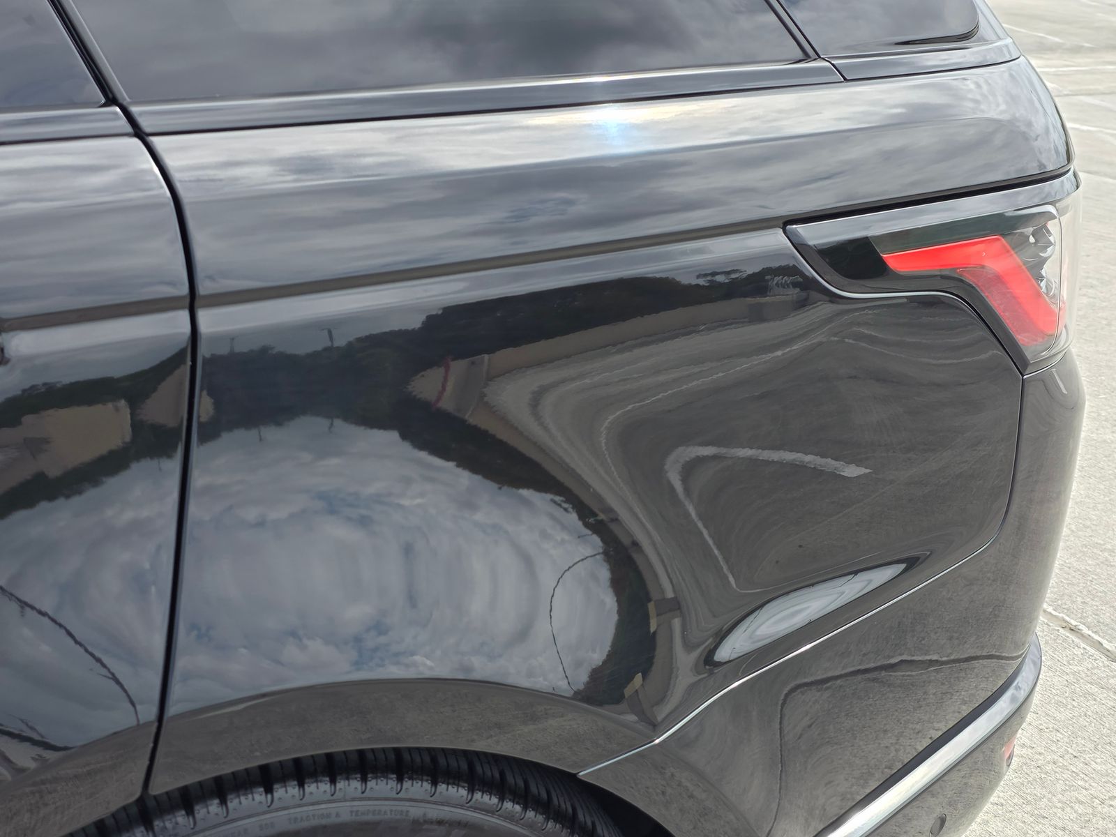 2020 Land Rover Range Rover Sport HST AWD