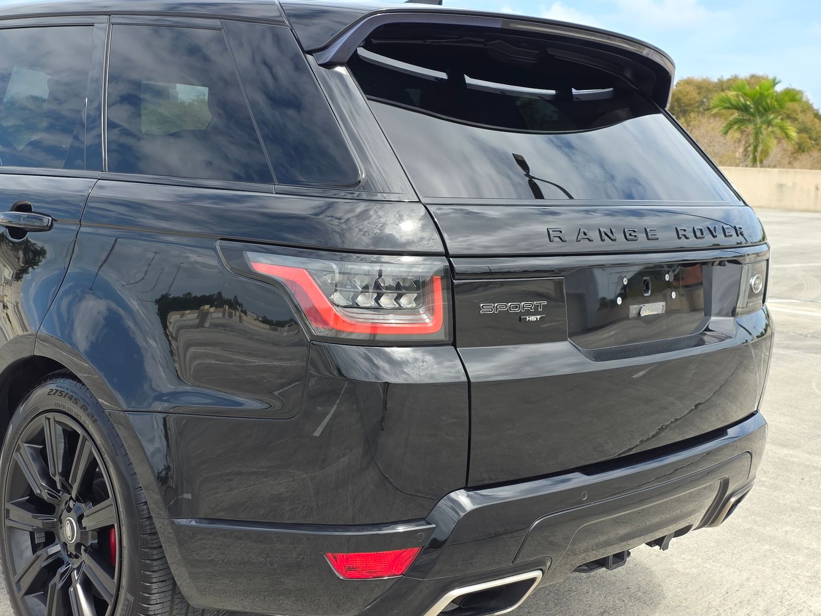 2020 Land Rover Range Rover Sport HST AWD