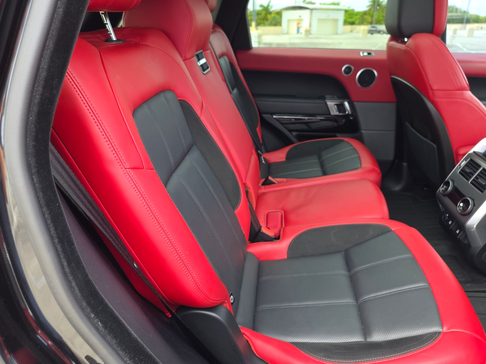 2020 Land Rover Range Rover Sport HST AWD