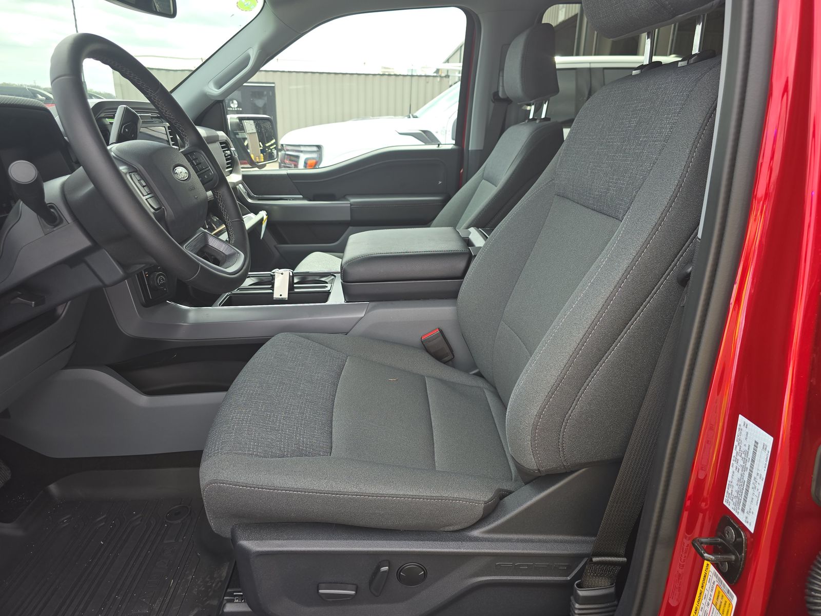 2024 Ford F-150 Hybrid XLT AWD