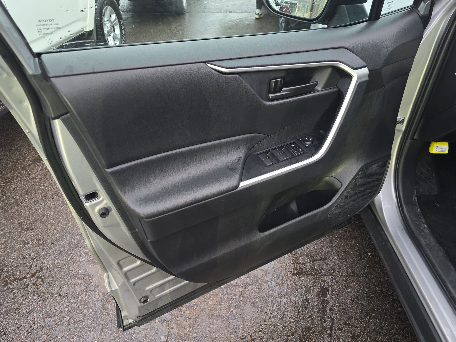 2024 Toyota RAV4 LE AWD