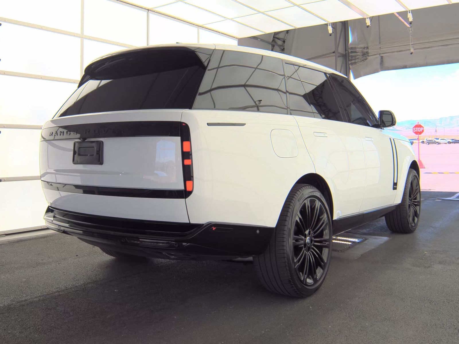 2023 Land Rover Range Rover Autobiography AWD