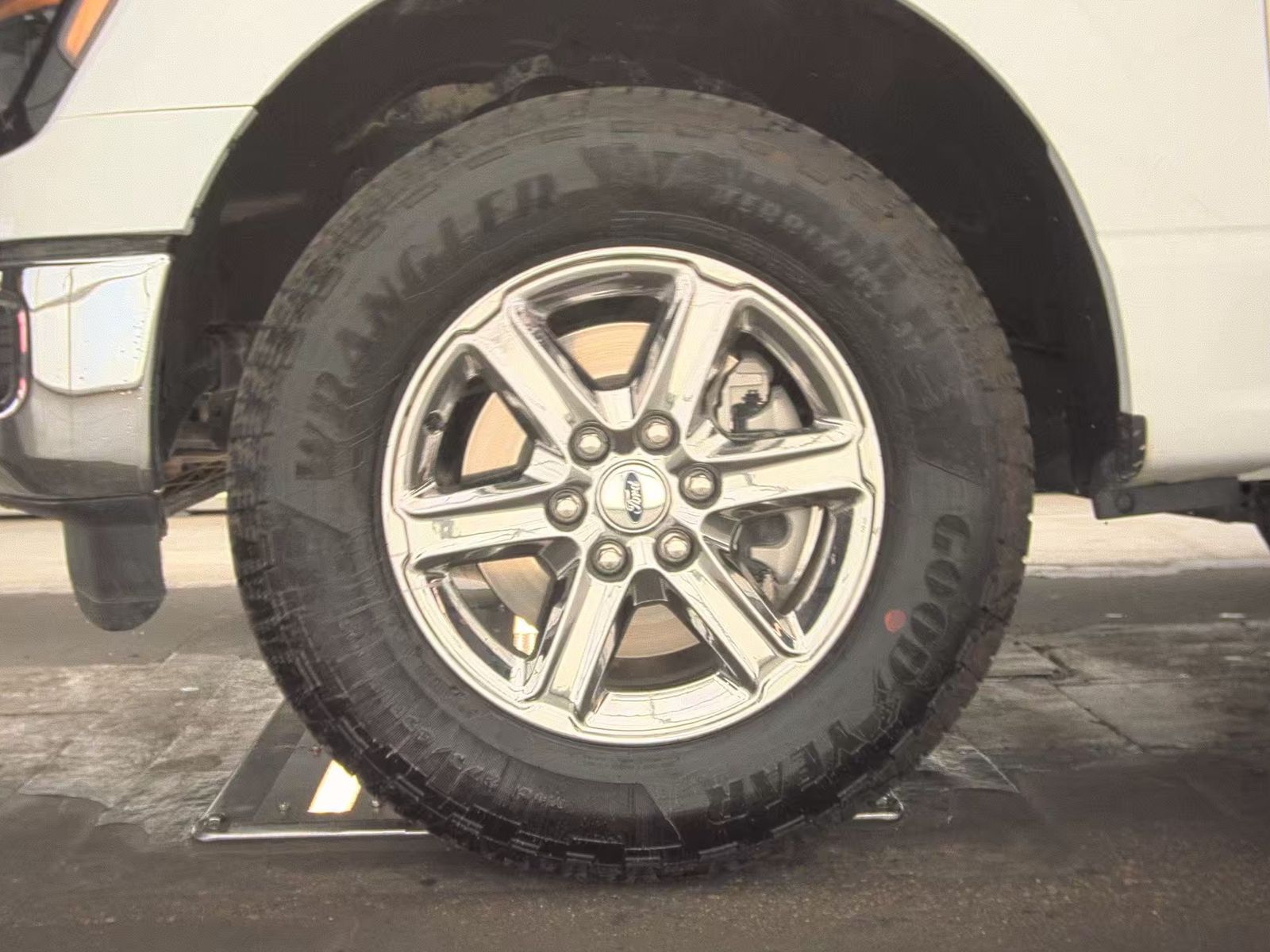 2024 Ford F-150 XLT AWD