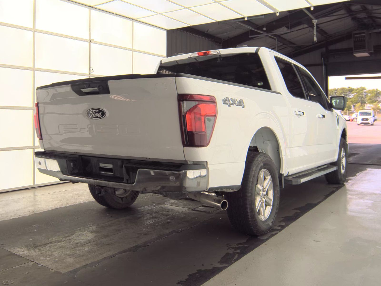 2024 Ford F-150 XLT AWD