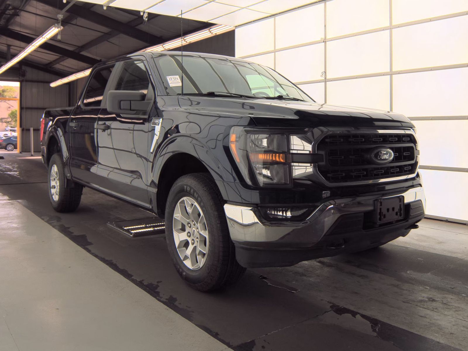 2023 Ford F-150 XLT AWD