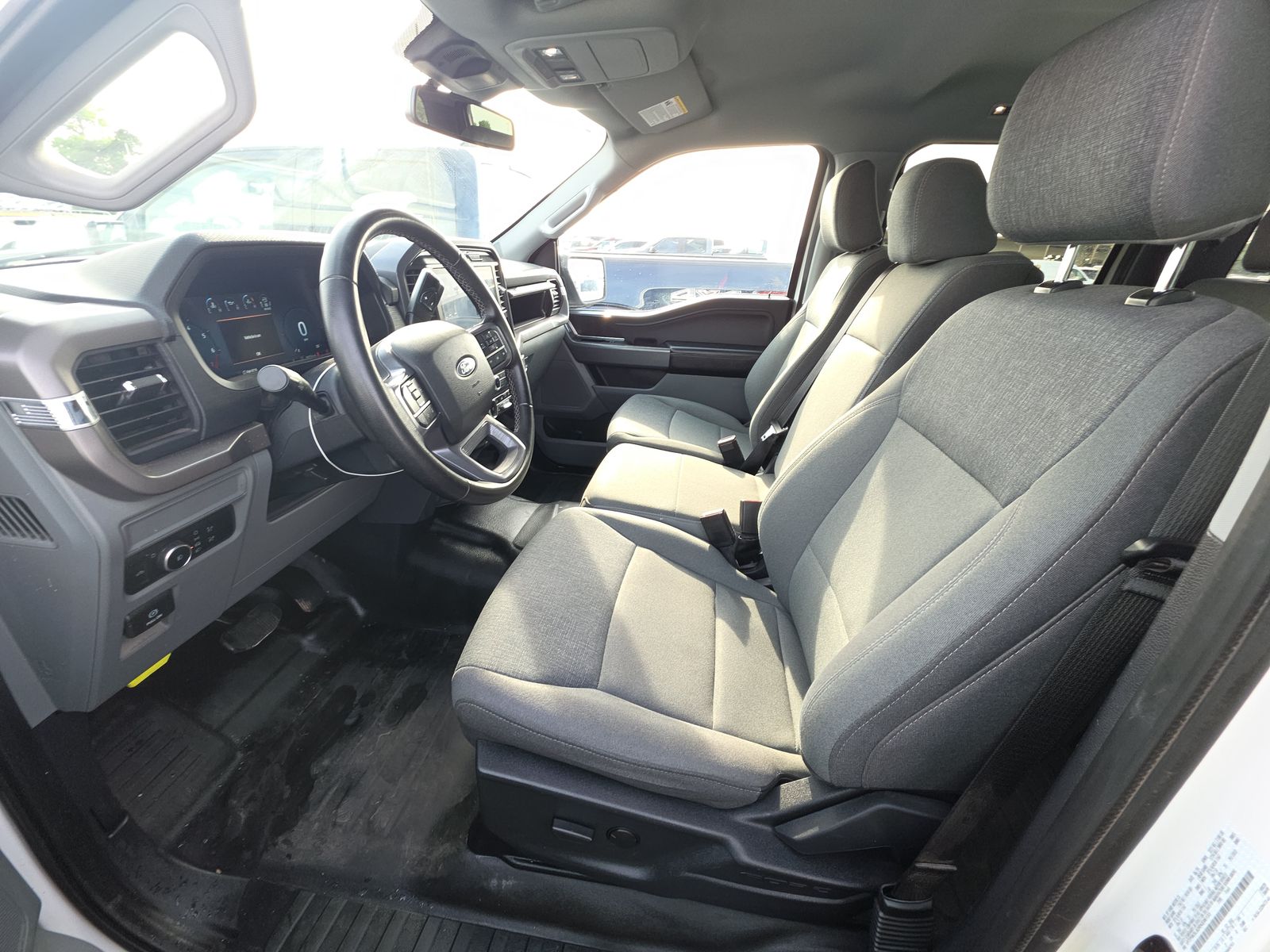 2024 Ford F-150 XLT AWD