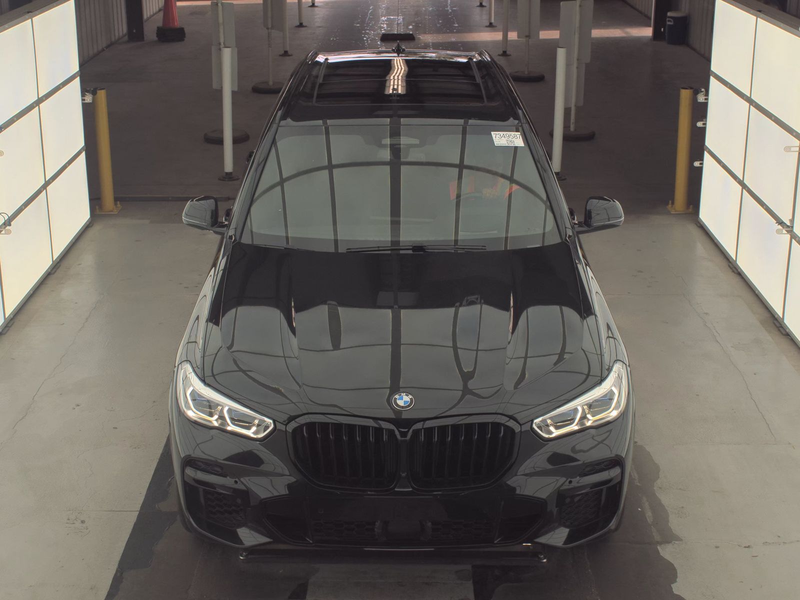 2022 BMW X5 M50i AWD