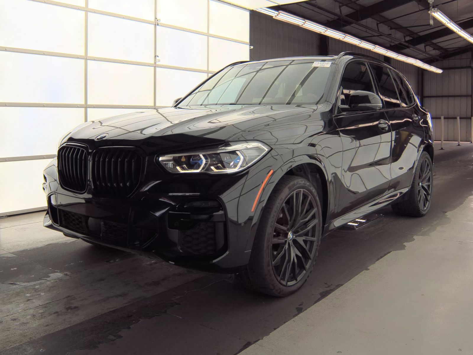 2022 BMW X5 M50i AWD