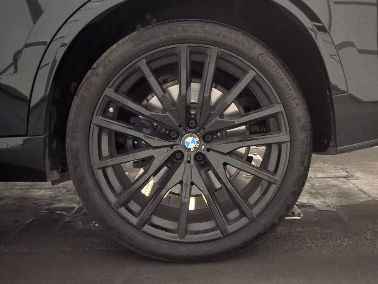 2022 BMW X5 M50i AWD