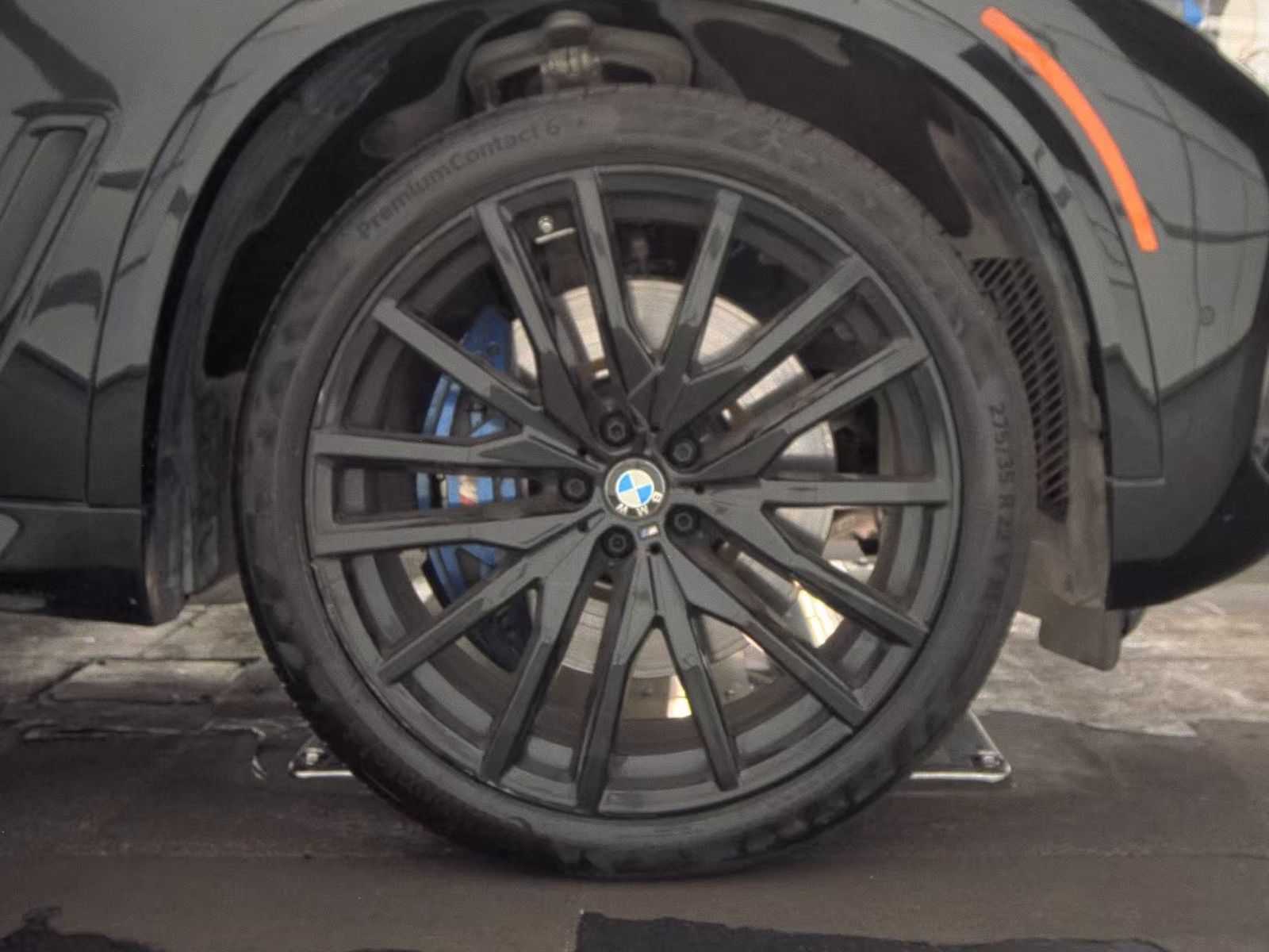 2022 BMW X5 M50i AWD