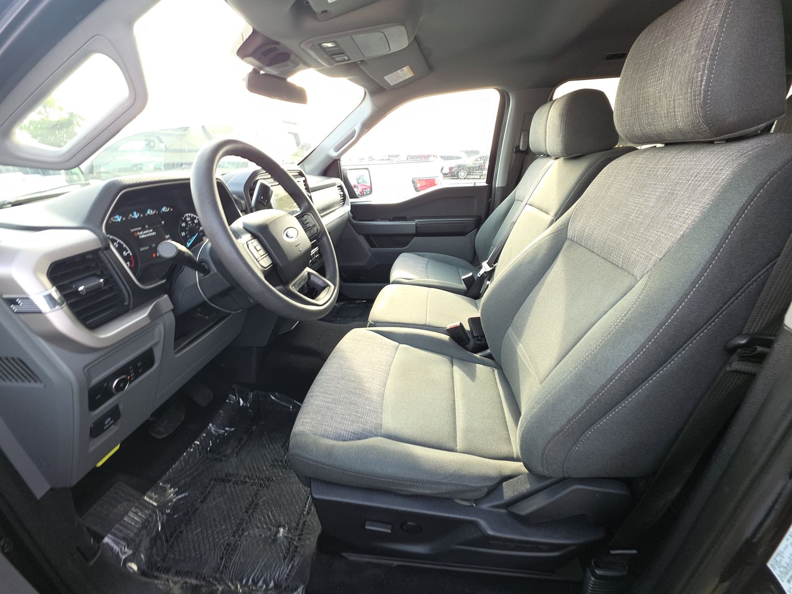 2023 Ford F-150 XLT AWD