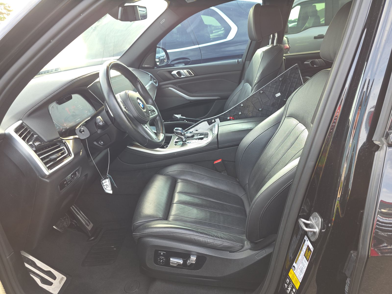 2022 BMW X5 M50i AWD