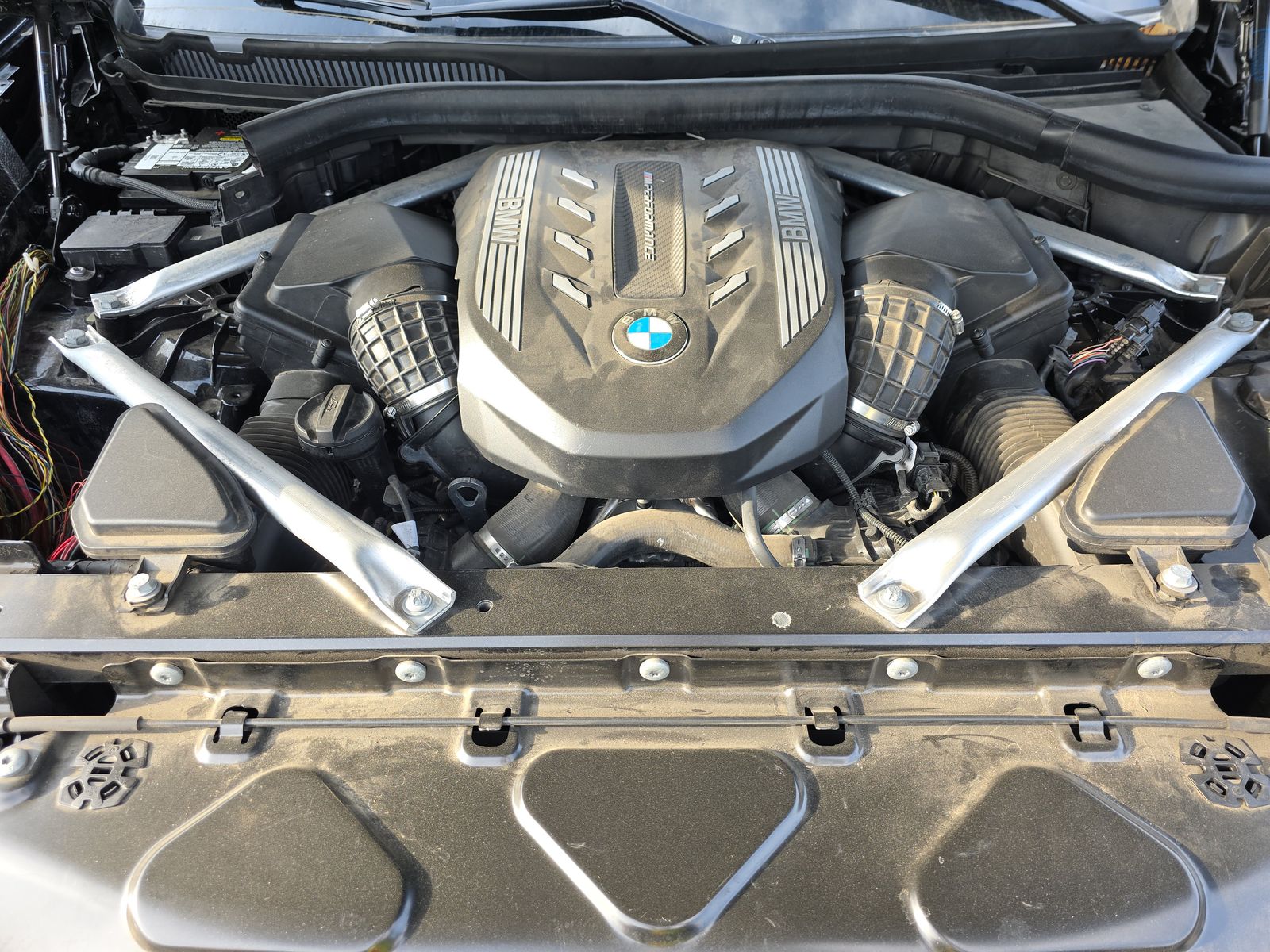 2022 BMW X5 M50i AWD