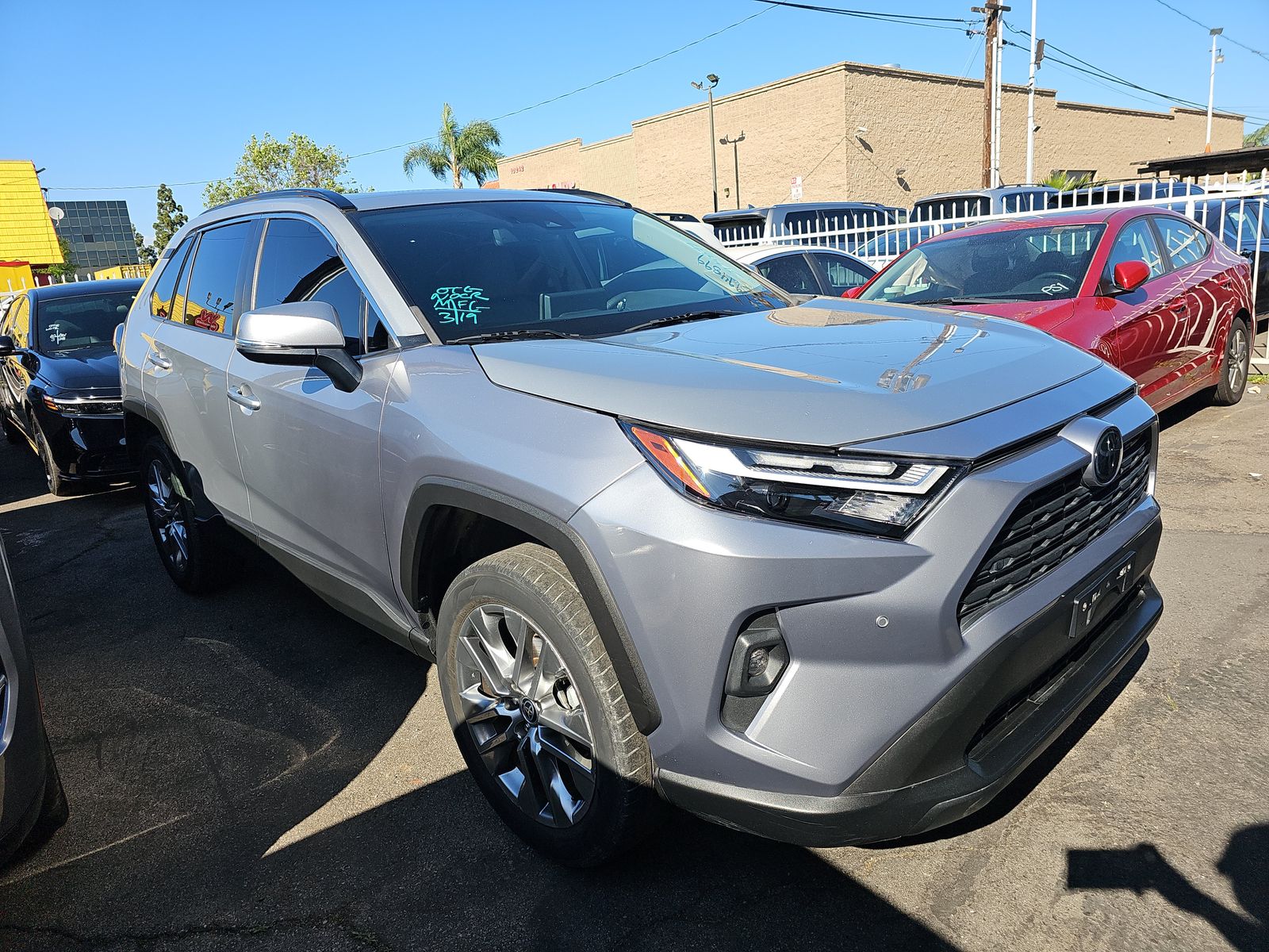2022 Toyota RAV4 XLE Premium FWD