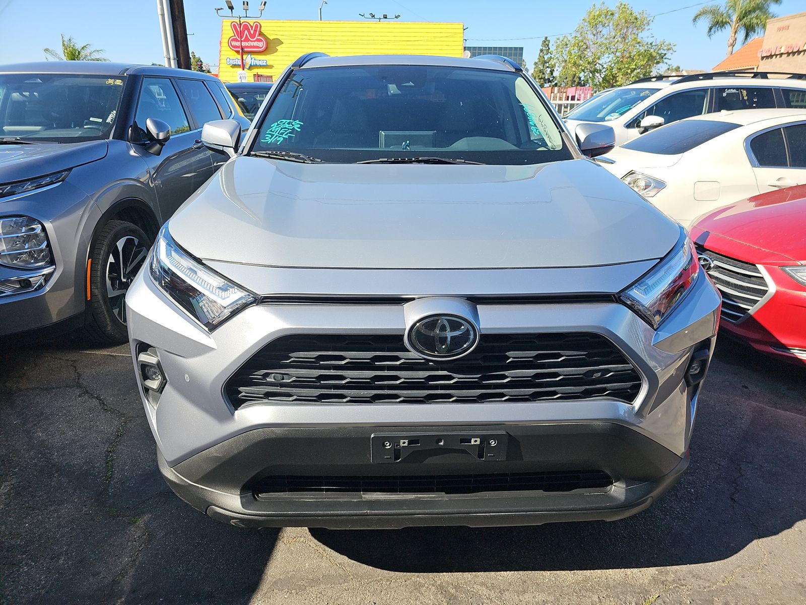 2022 Toyota RAV4 XLE Premium FWD
