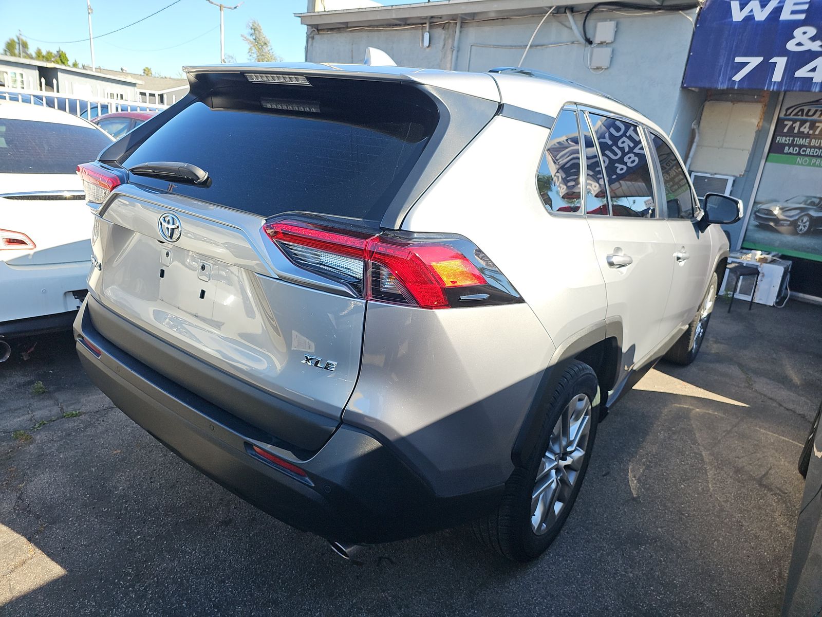 2022 Toyota RAV4 XLE Premium FWD