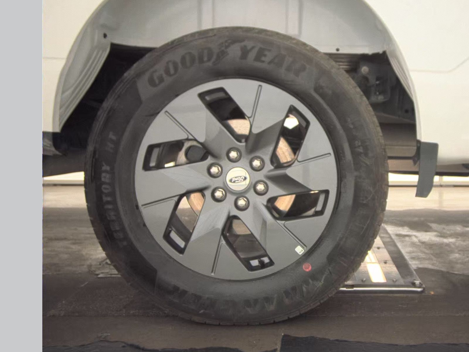 2025 Ford F-150 STX RWD