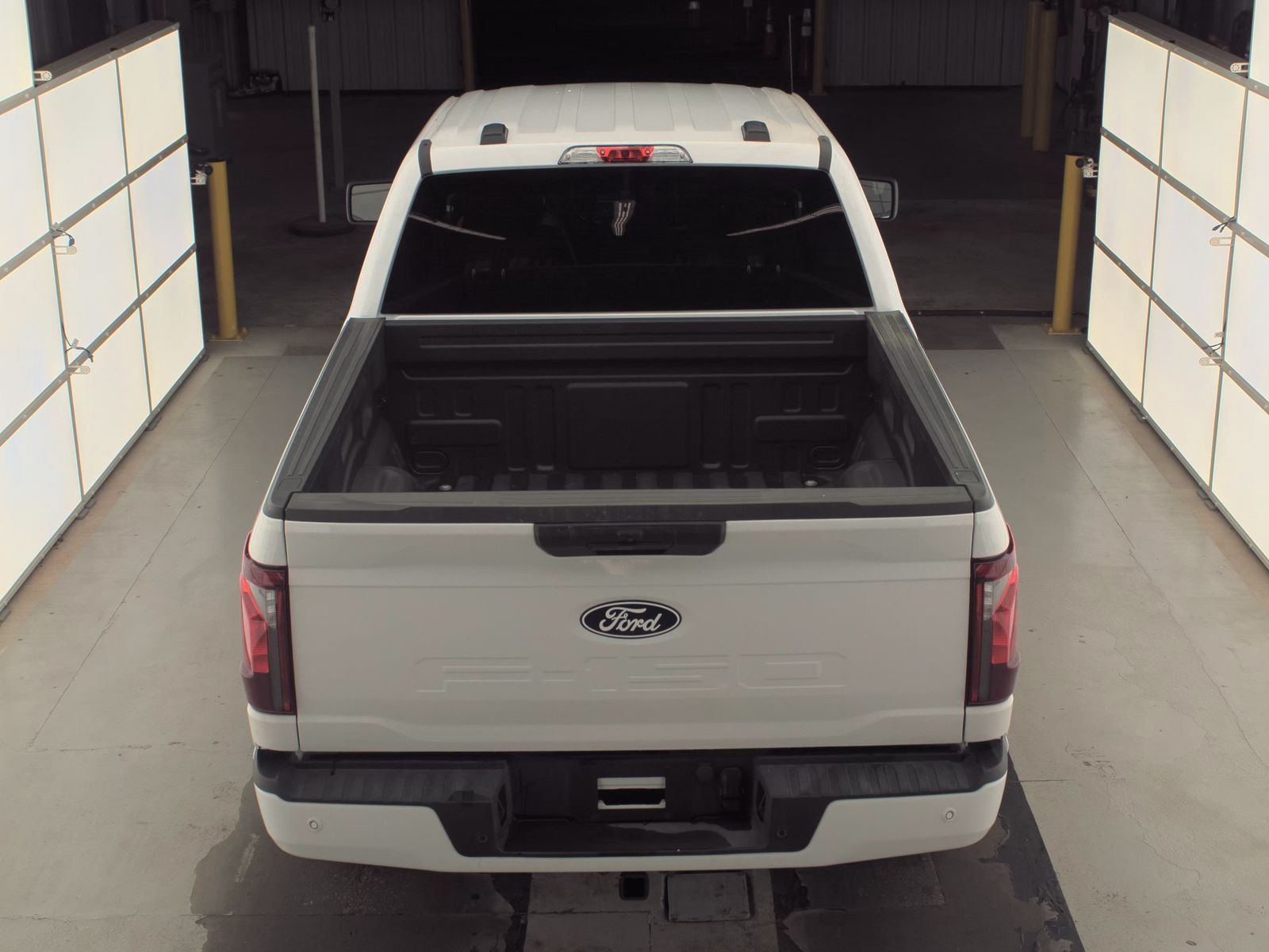 2025 Ford F-150 STX RWD