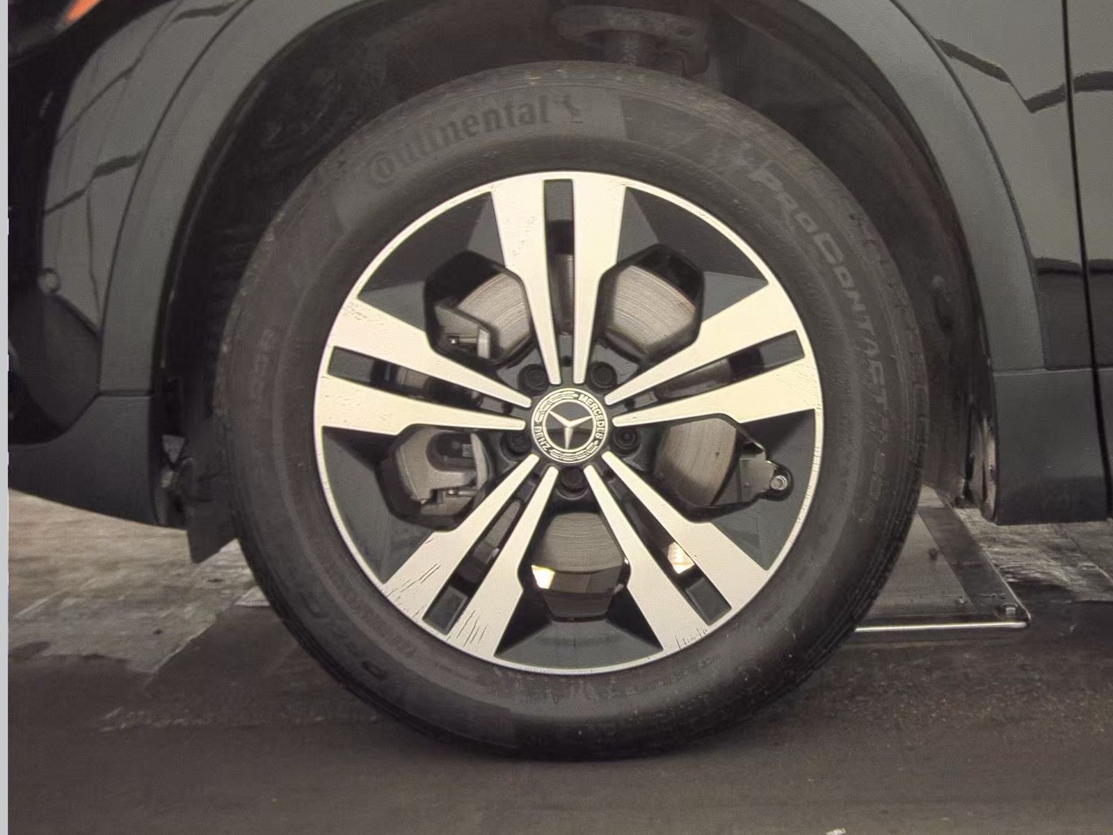 MERCEDES-BENZ GLA-CLASS - 10