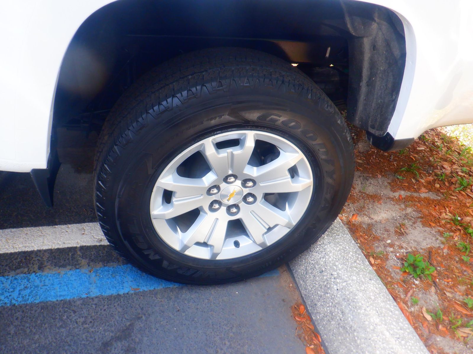 CHEVROLET 2WD LT - 4