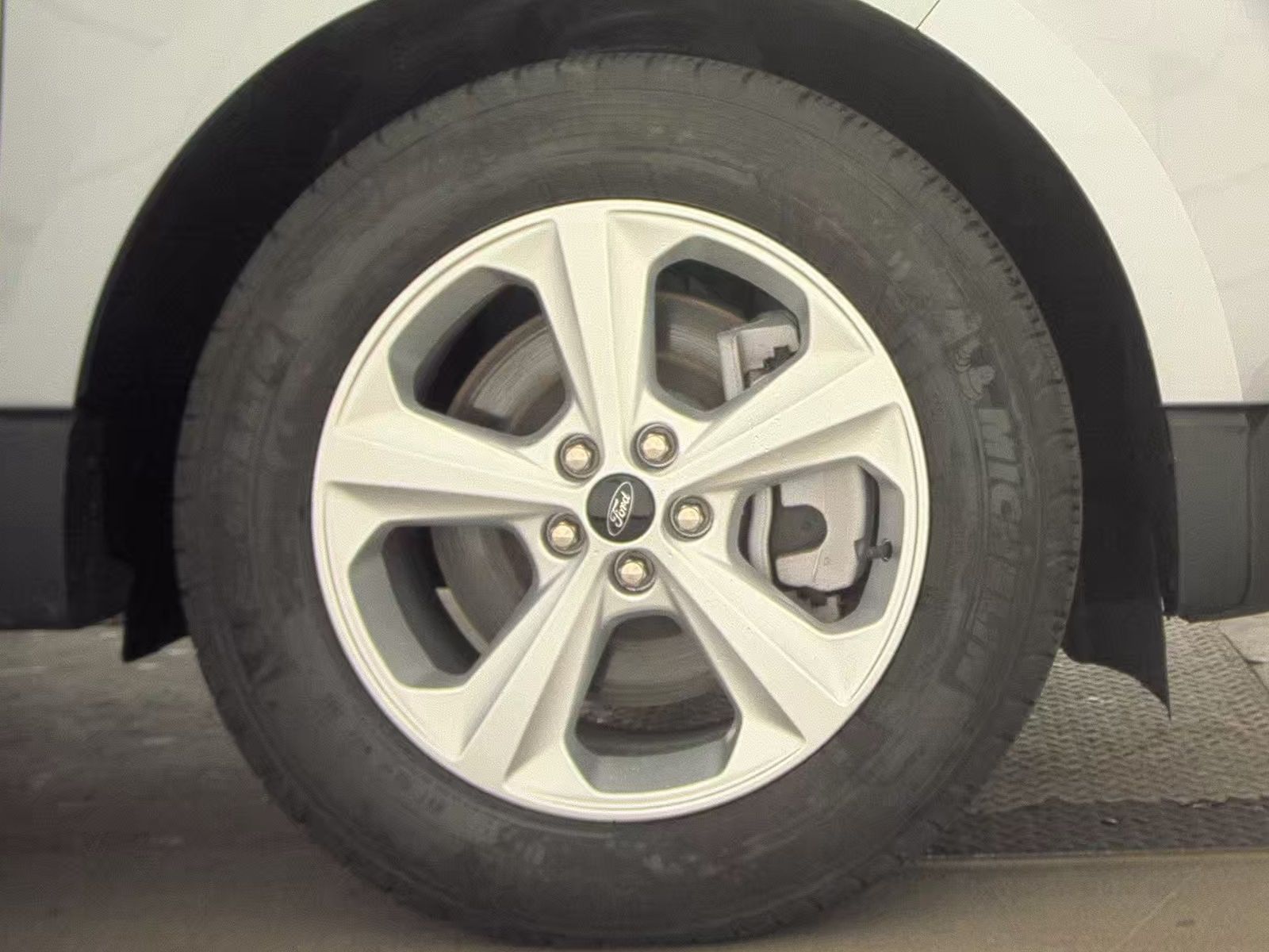 2024 Ford Edge SE AWD