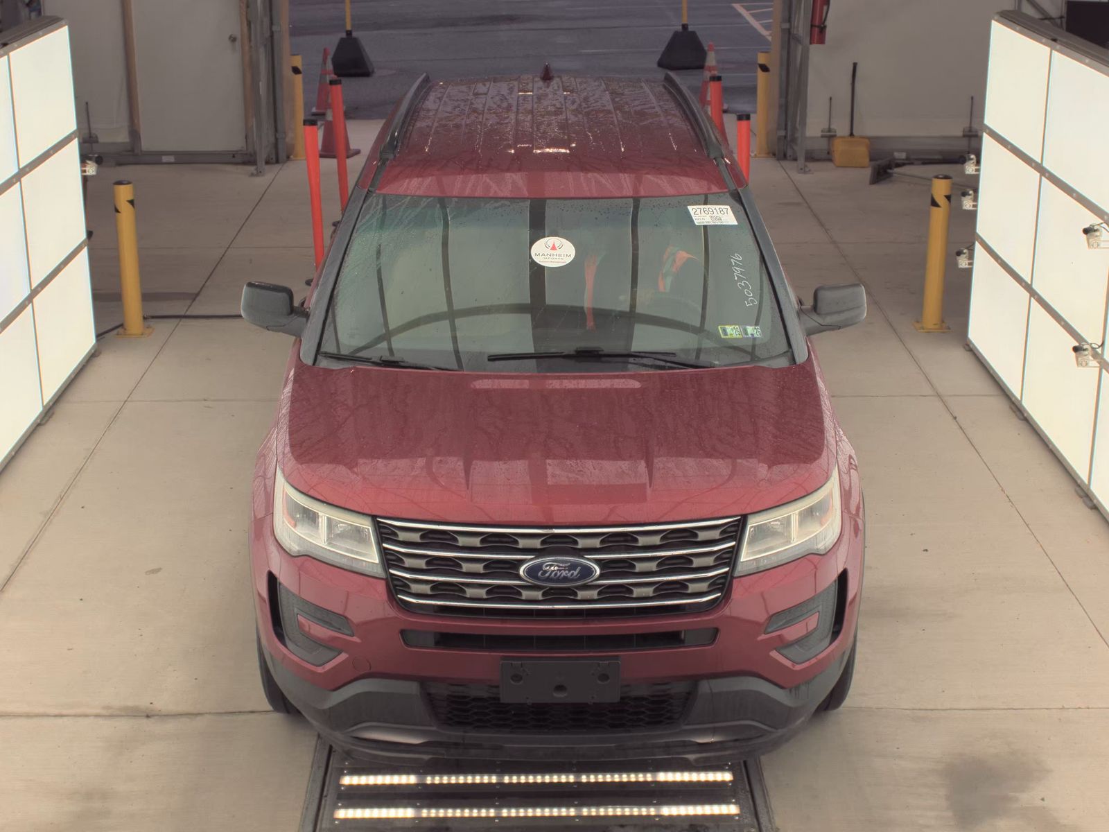 FORD EXPLORER - 3