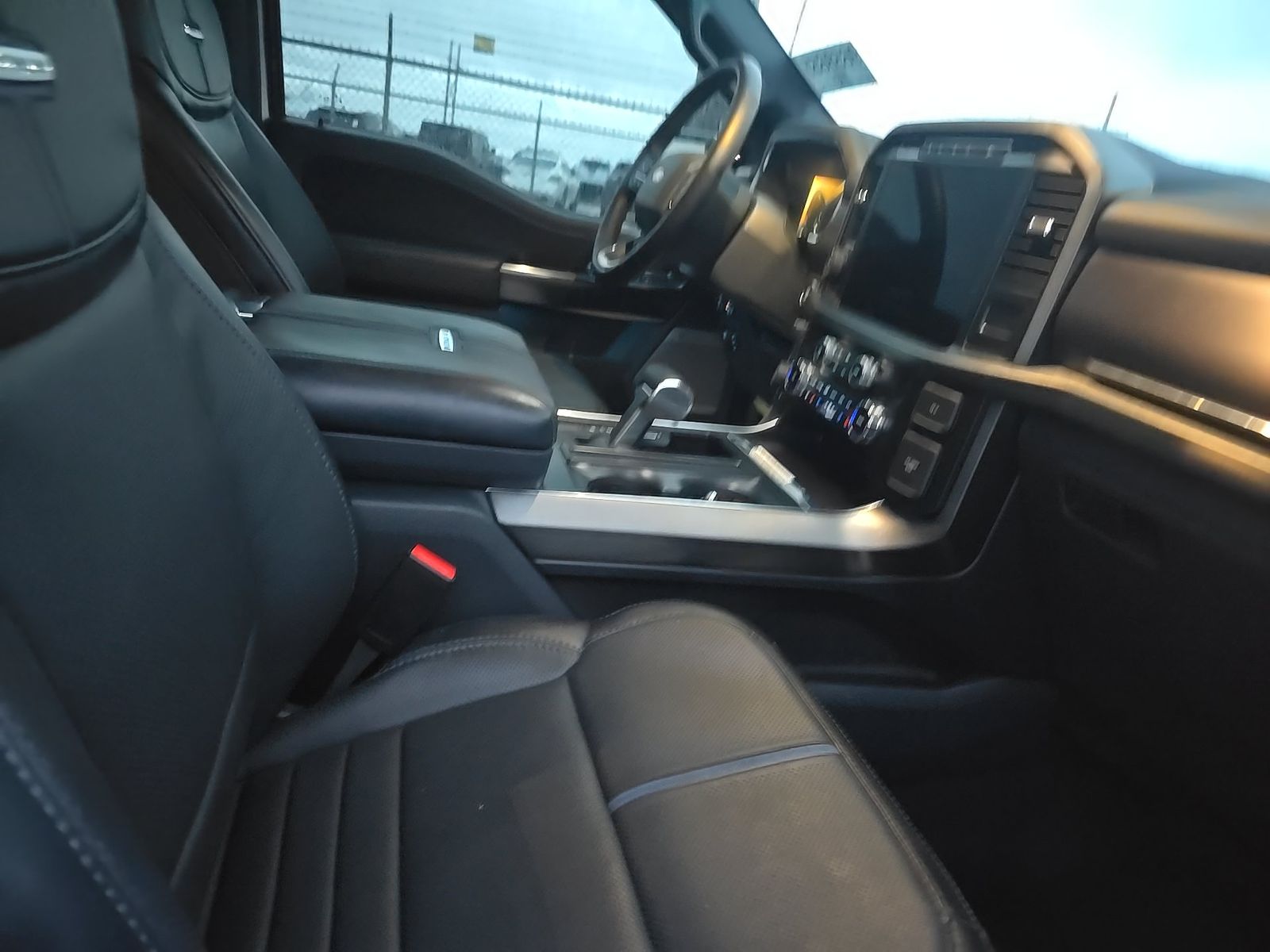 2024 Ford F-150 Platinum AWD