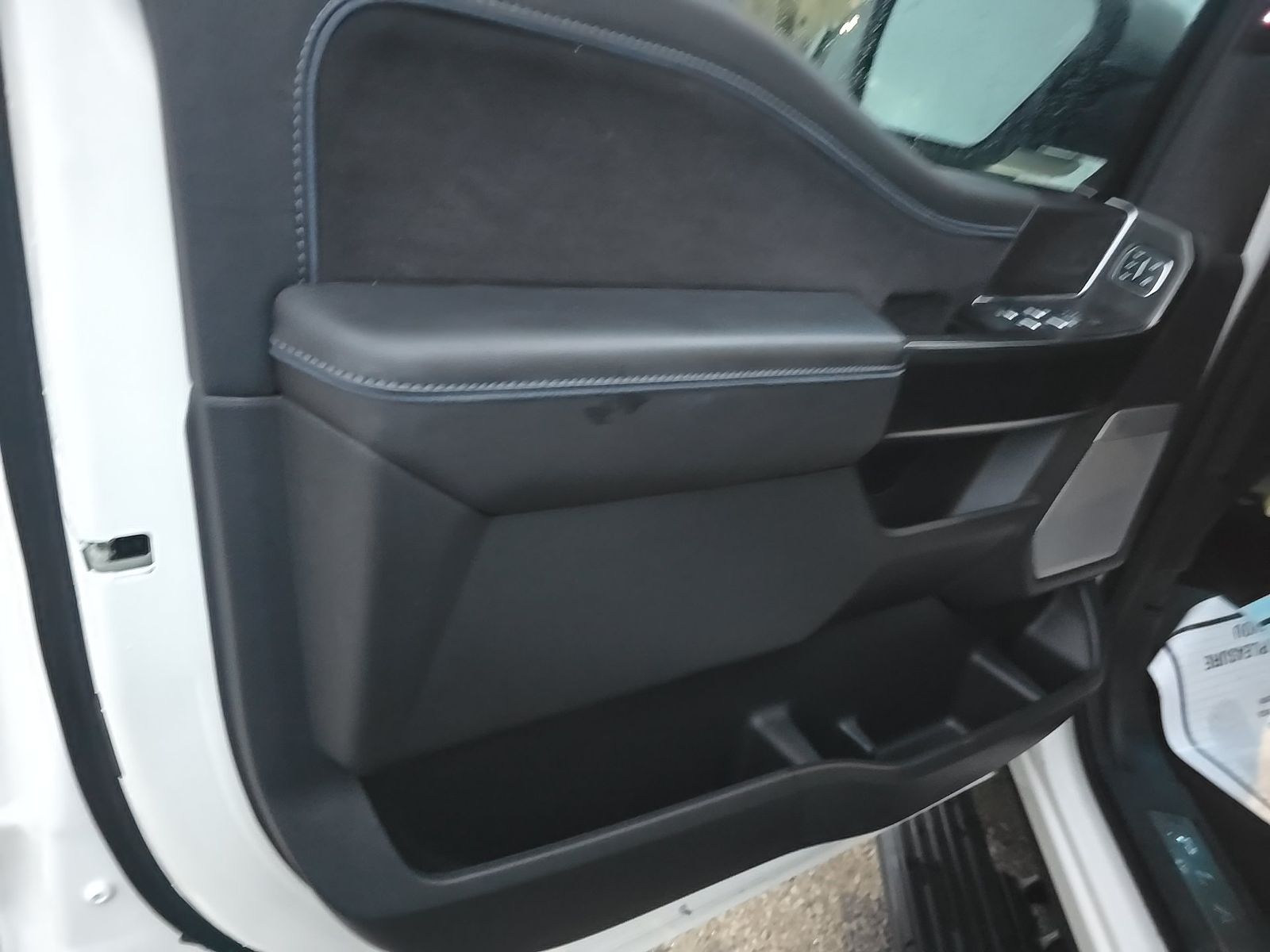 2024 Ford F-150 Platinum AWD