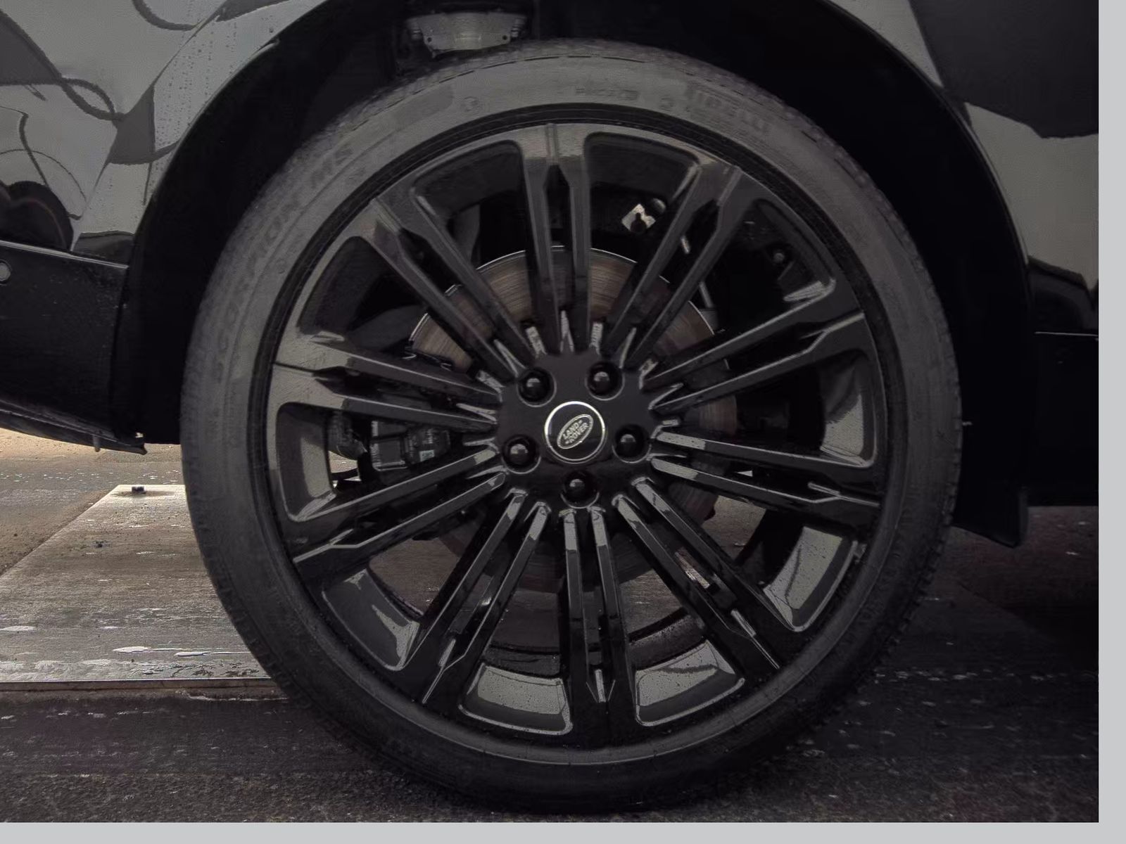 2025 Land Rover Range Rover Autobiography LWB AWD