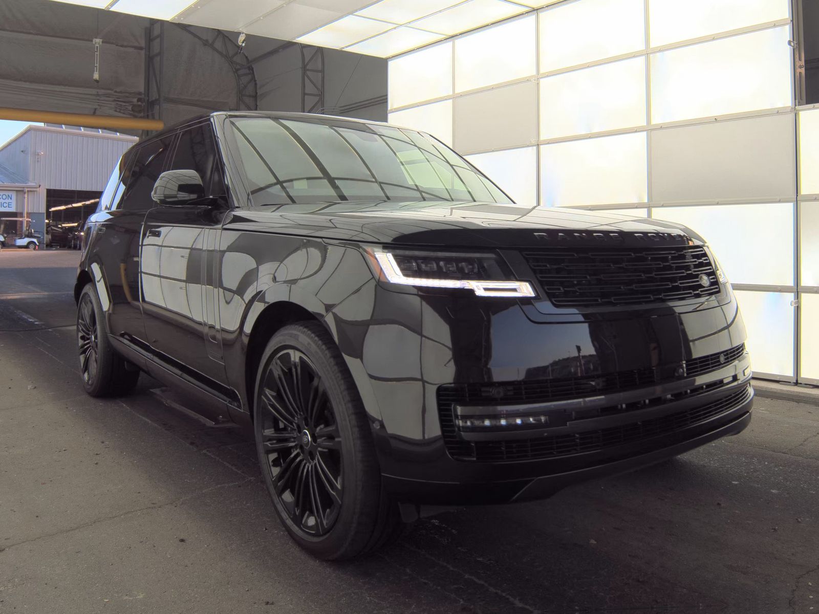 2025 Land Rover Range Rover Autobiography LWB AWD