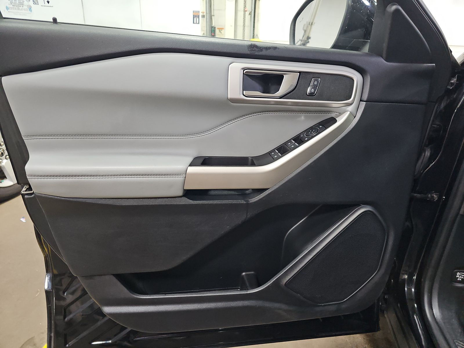 2022 Ford Explorer XLT AWD