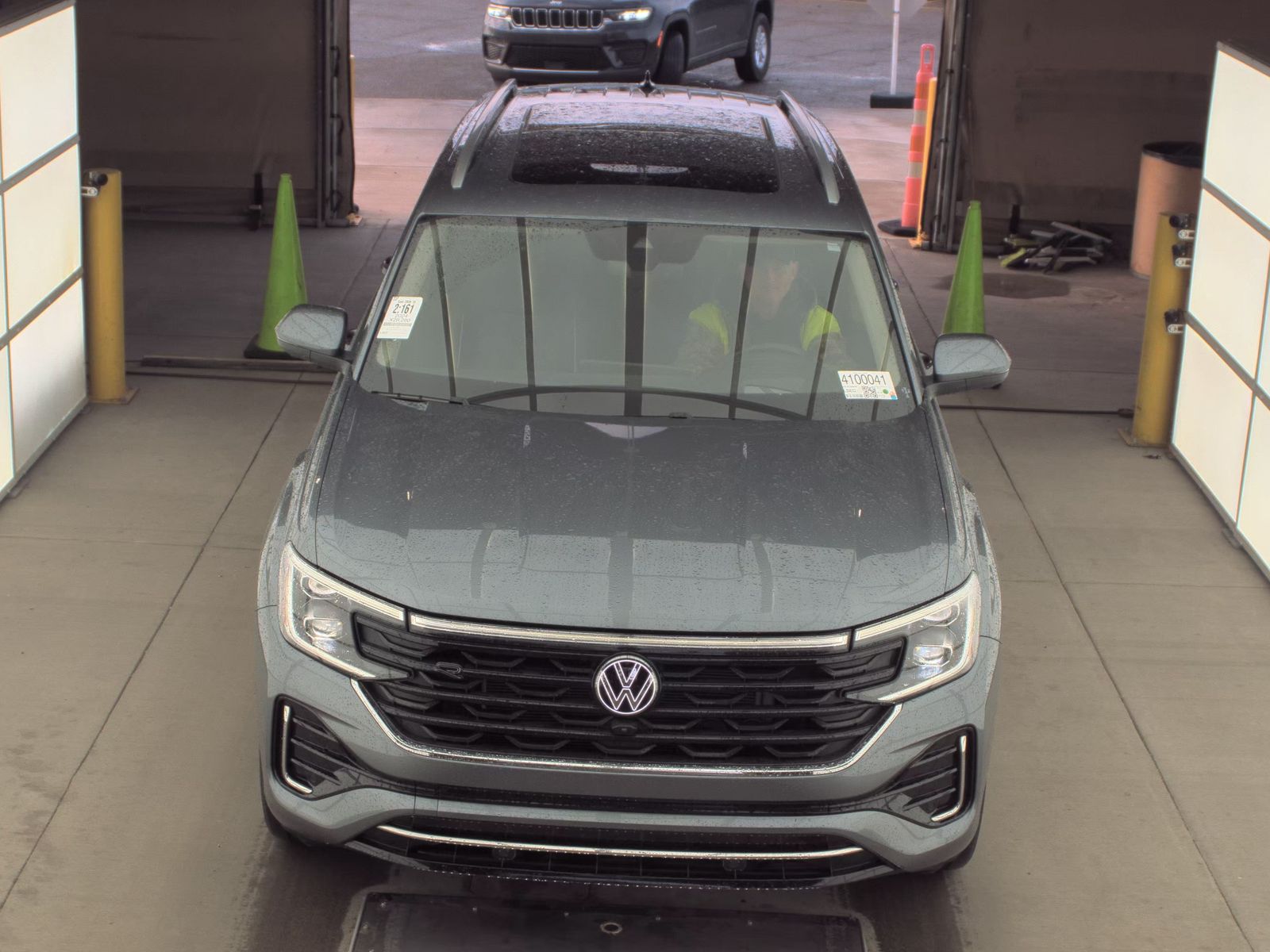 2024 Volkswagen Atlas 2.0T SEL Premium R-Line AWD