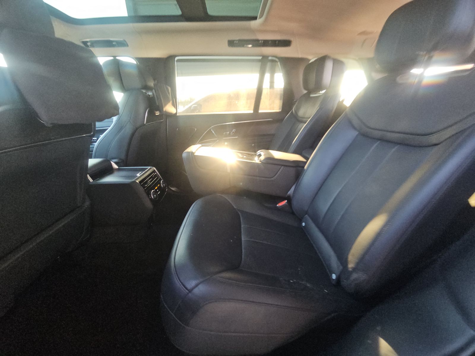 2025 Land Rover Range Rover Autobiography LWB AWD