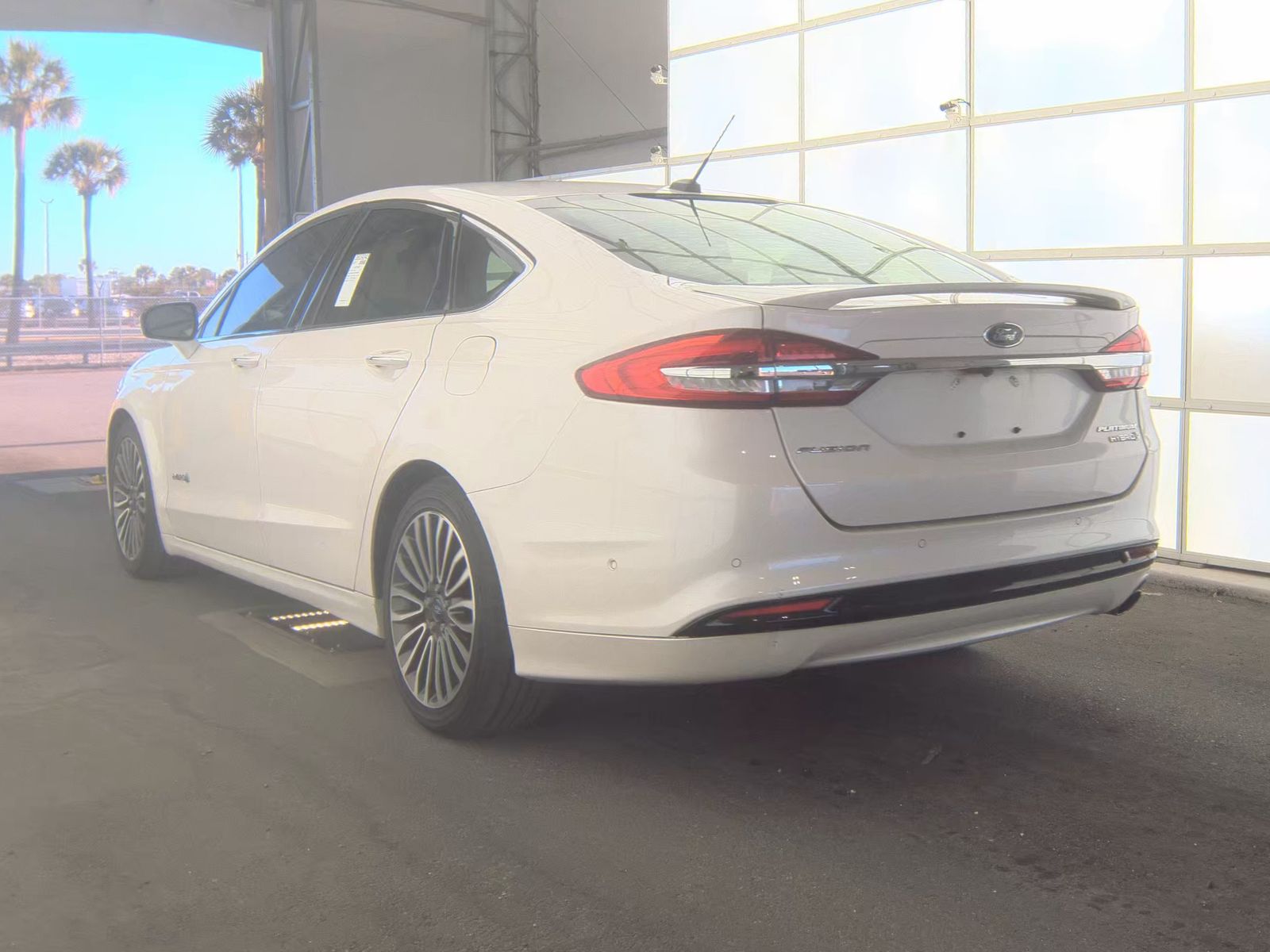 2017 Ford Fusion Hybrid Platinum FWD
