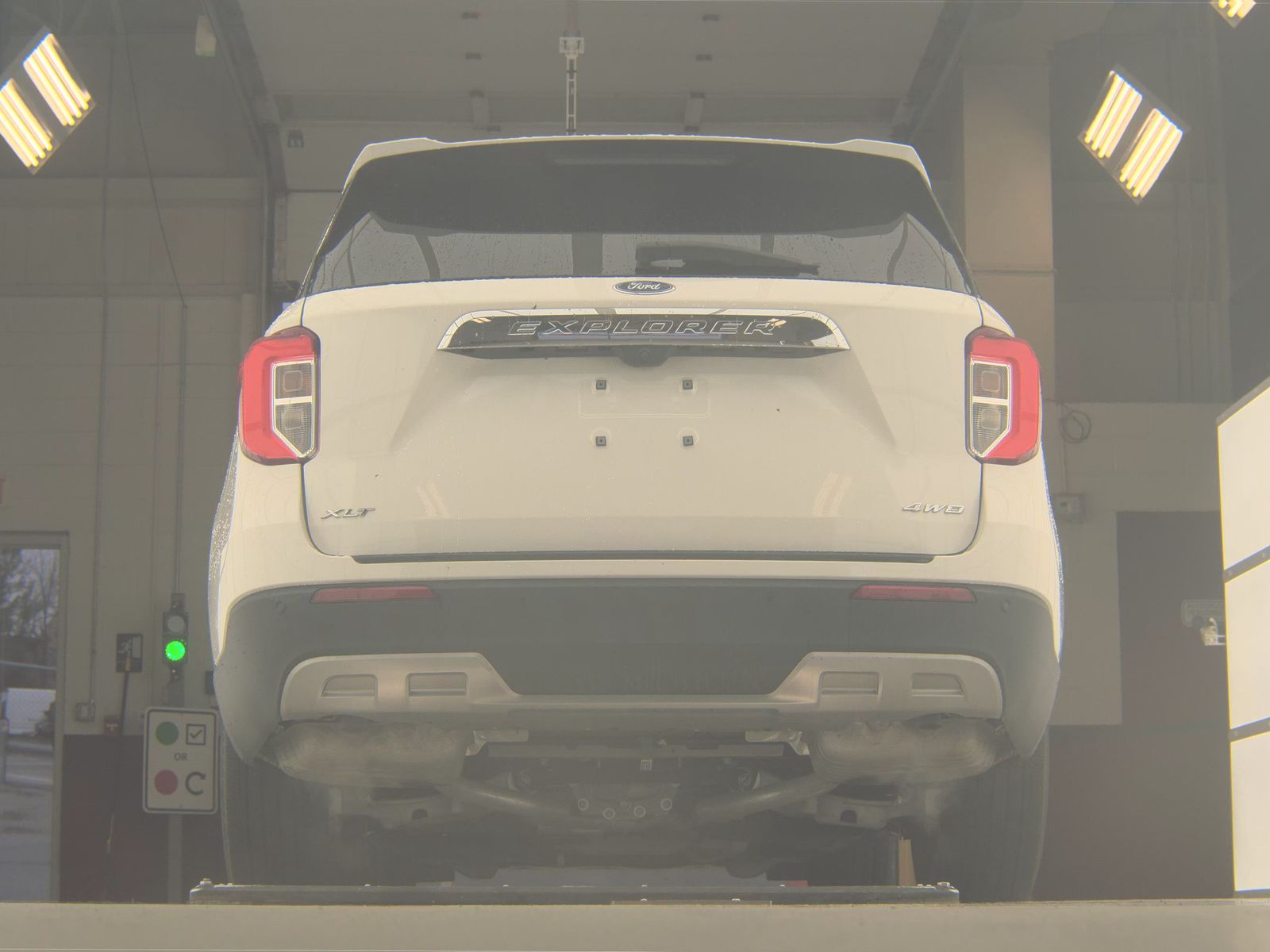 2023 Ford Explorer XLT AWD