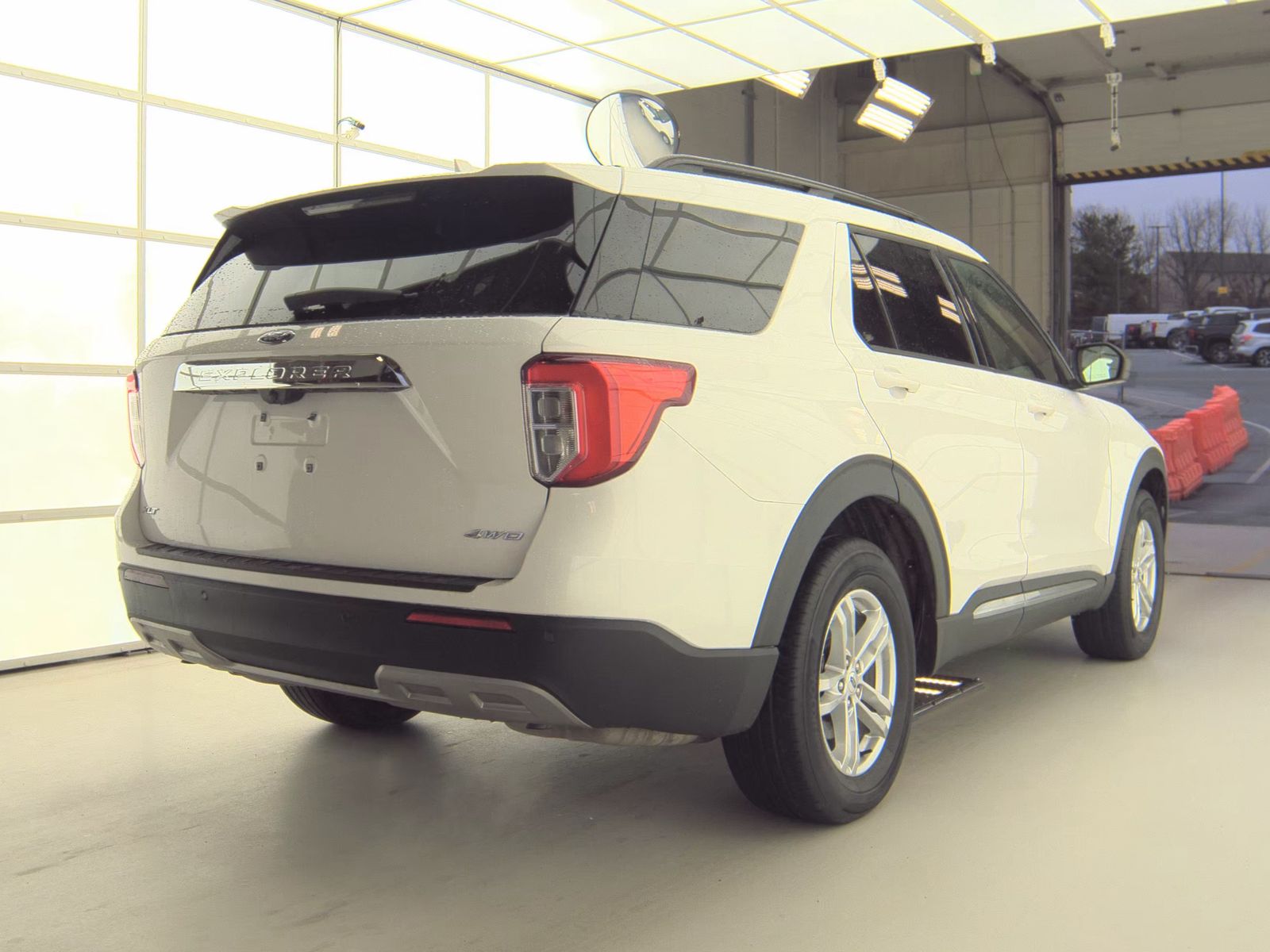 2023 Ford Explorer XLT AWD