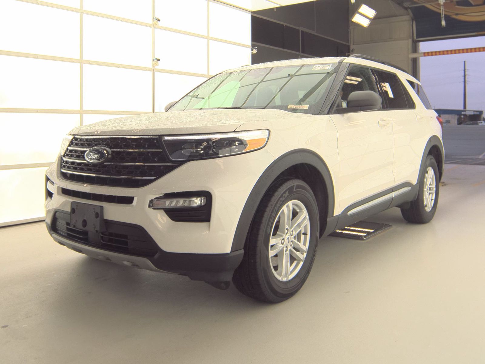 2023 Ford Explorer XLT AWD