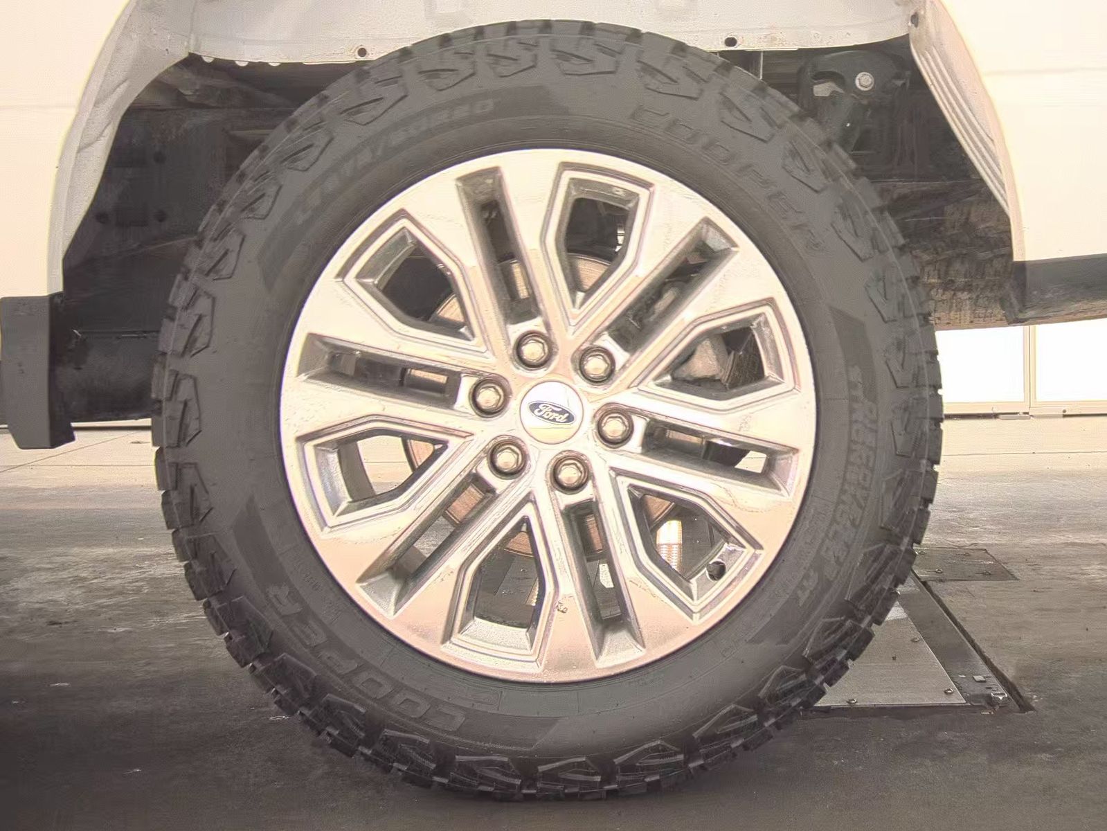 2024 Ford F-150 Lariat AWD