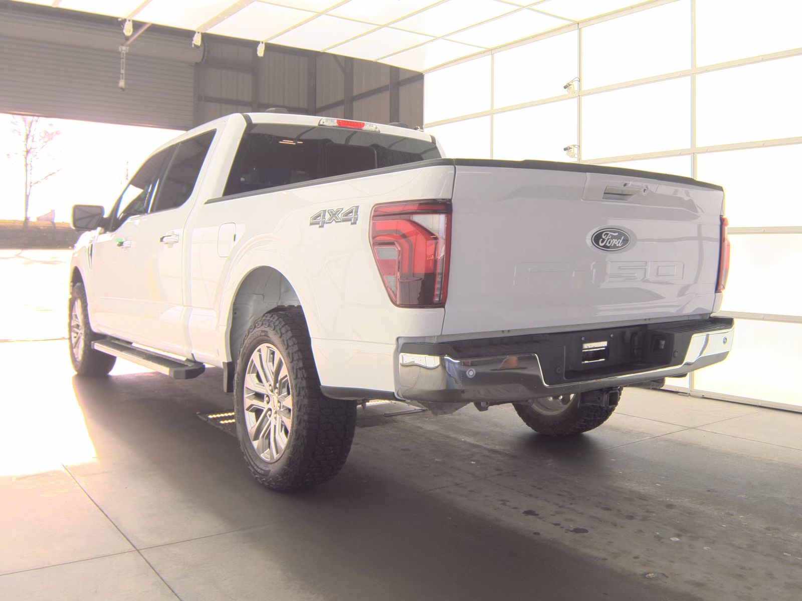 2024 Ford F-150 Lariat AWD