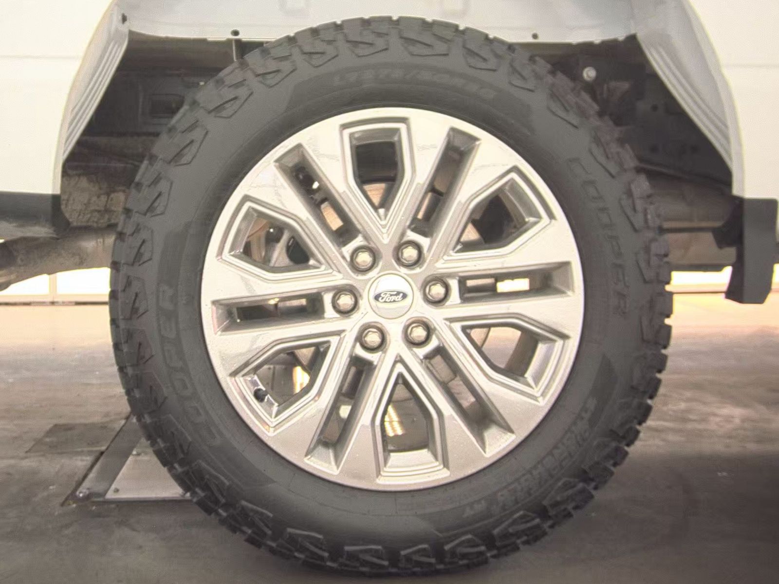 2024 Ford F-150 Lariat AWD