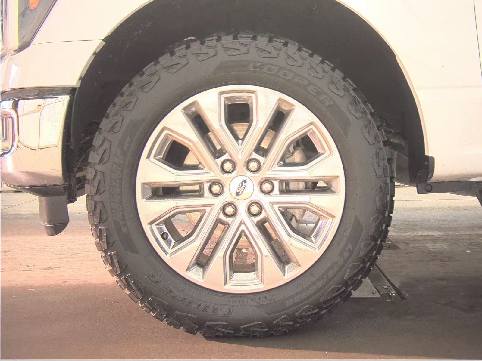 2024 Ford F-150 Lariat AWD