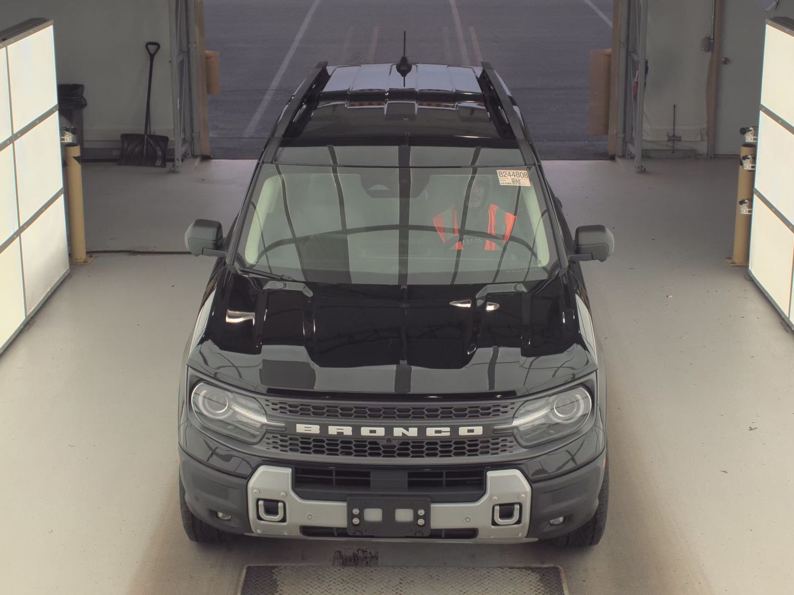 FORD BRONCO - 3