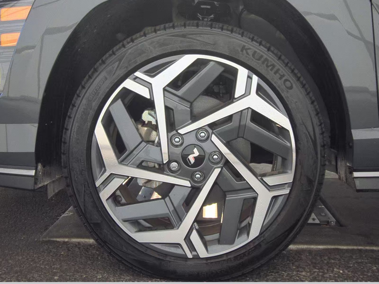 HYUNDAI ELANTRA - 10