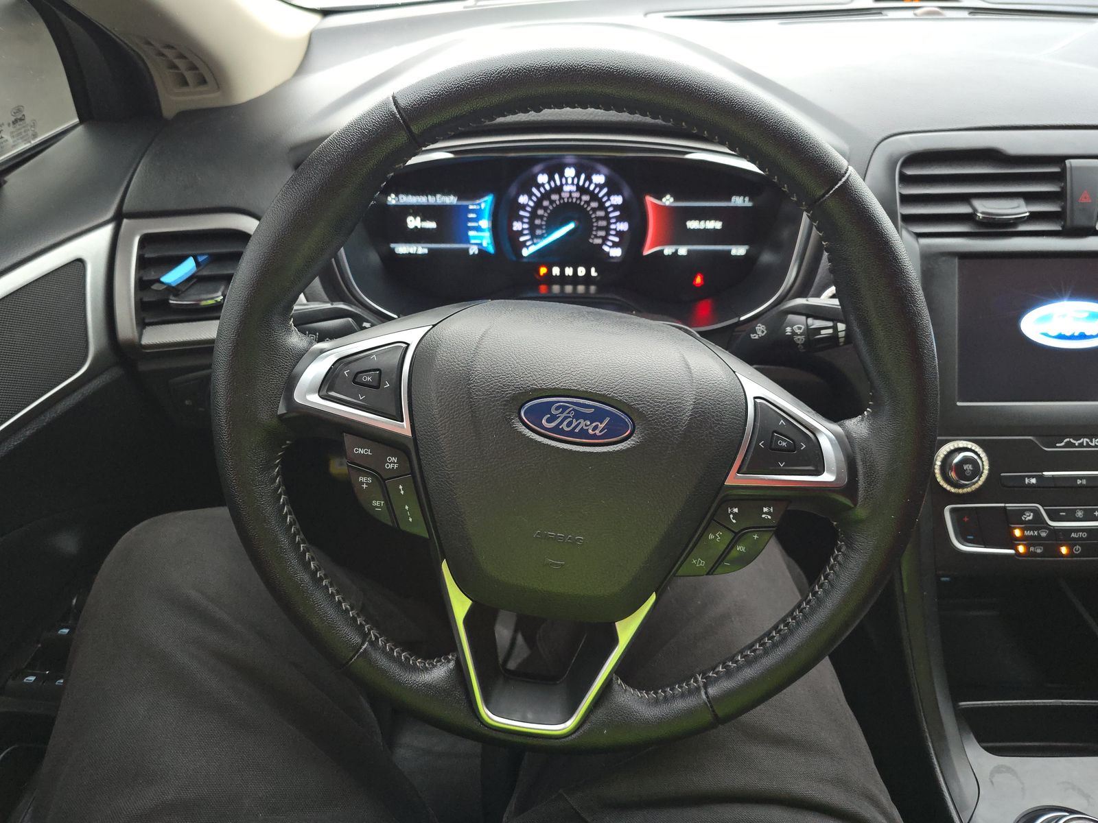 2020 Ford Fusion SE FWD